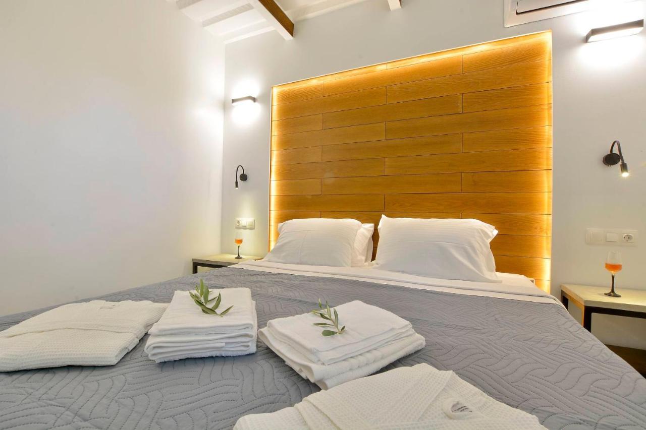 Villa Flamingo - 4 Bedrooms - Private Pool - Next To Renowned Issos Beach & Lake Korission Línia Exteriör bild